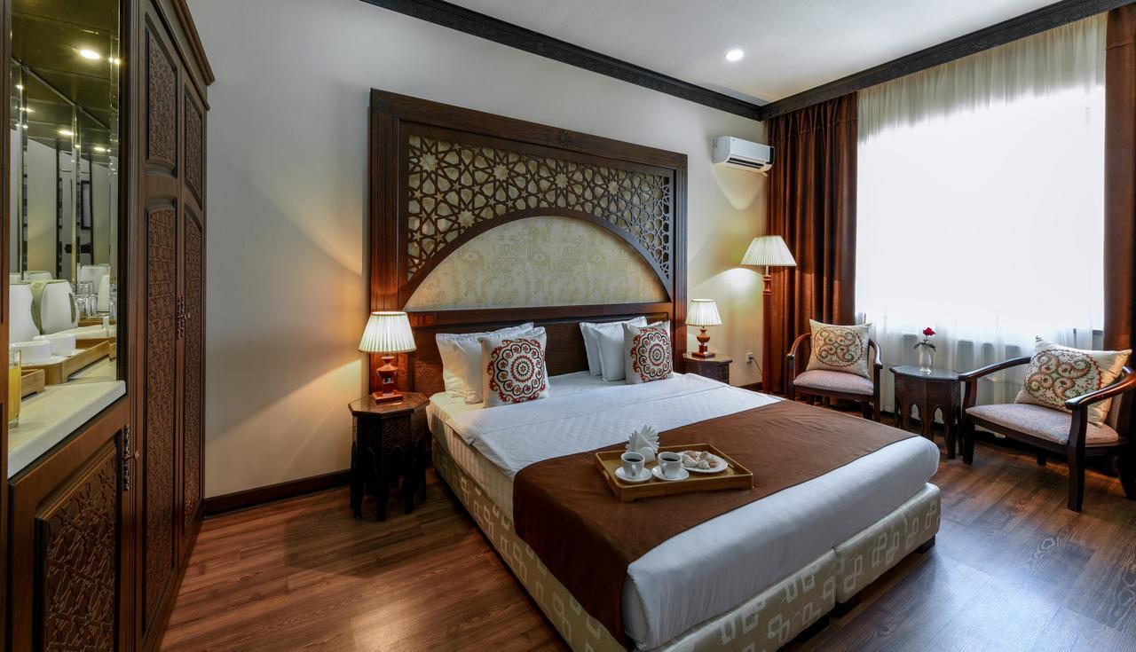 Orient Star Hotel Samarkand Buitenkant foto